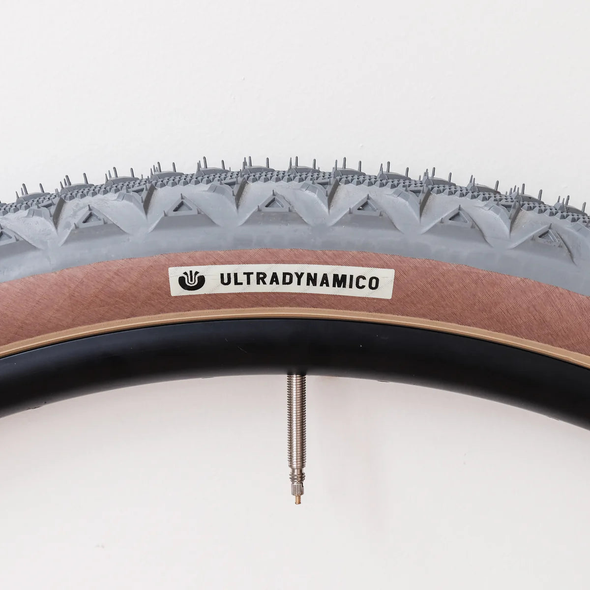 Ultradynamico Rose Race Grey 700x45