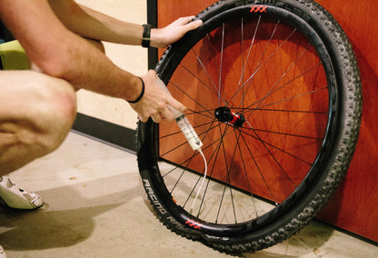 KOM Cycling Total Tubeless Package